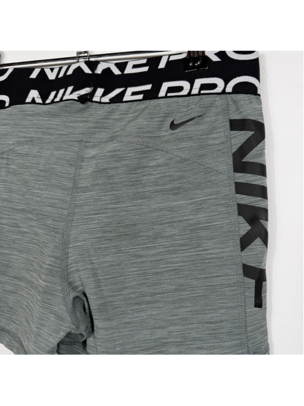 Nike Gray Pro Dri-FIT Athletic Gym Compression Shorts Women's Size Large - Picture 3 of 8